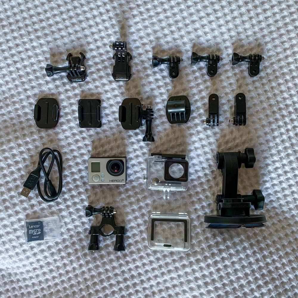 GoPro Hero 3+ (silver edition) - Picture 2 of 4